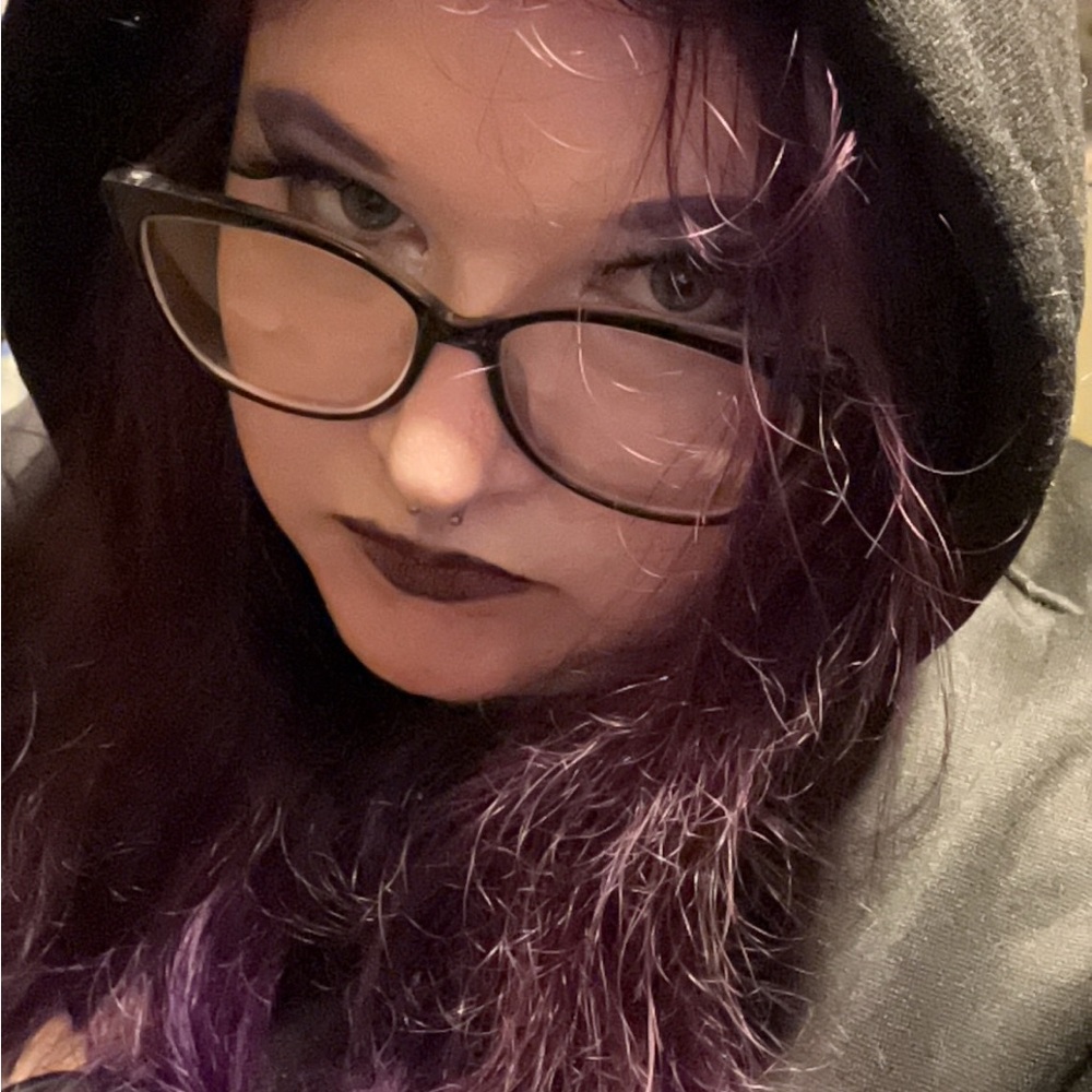 Meet the BUYER / SELLER 🫶🏻🪲🧃🖤🥹